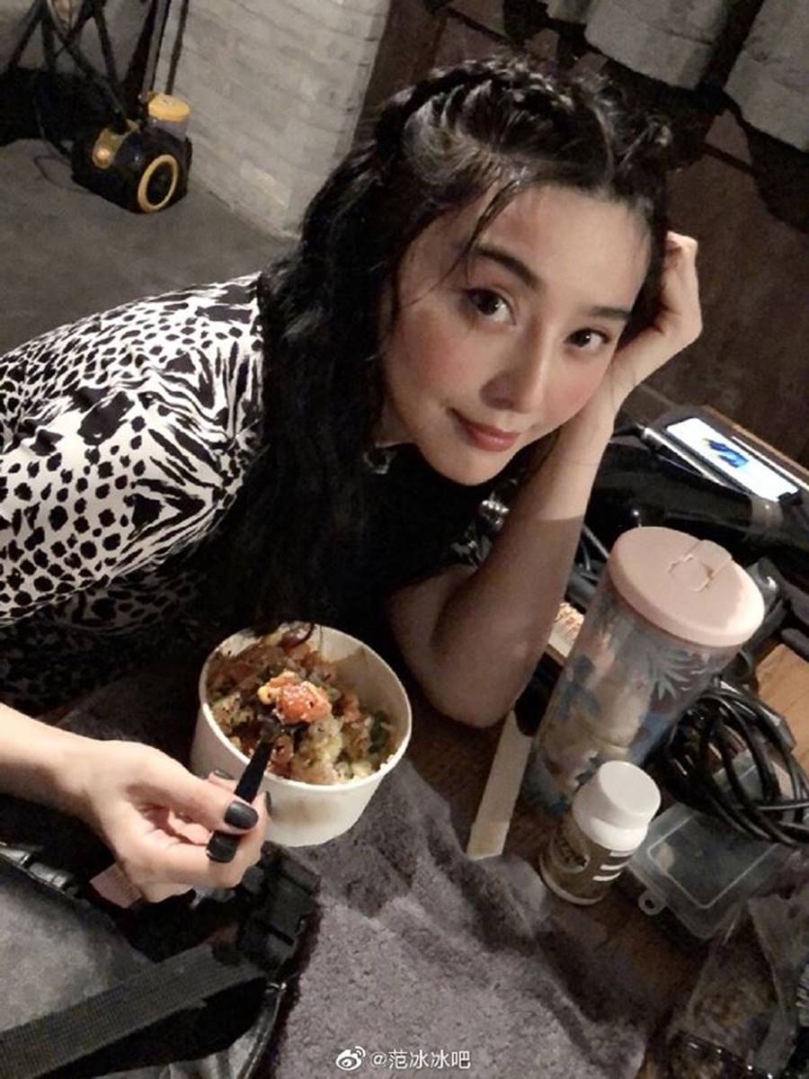 Phạm Băng Băng tái xuất trẻ xinh ở tuổi U40-9