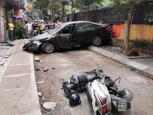 Nữ đại tá công an lùi xe Camry đâm chết người chưa một lần đến thắp hương, xin lỗi gia đình nạn nhân