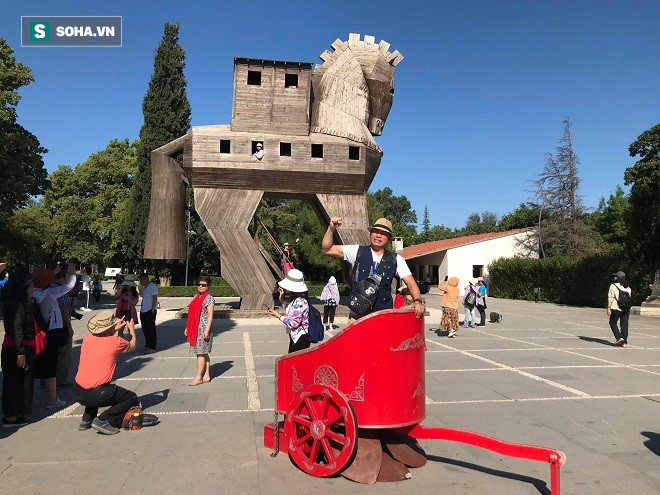 Kinh Quốc: Tôi bị người ta đồn là chuyên dụ gái vào khách sạn-4