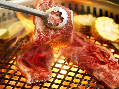 Cô gái bị viêm da suốt 6 năm, cứ 1cm² trên mặt có 528 con ký sinh trùng trên da-4