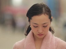 Tưởng con gái bị viêm dạ dày nên hay nôn ói, tôi điêu đứng khi vô tình thấy tờ giấy khám bệnh trong túi xách con rơi ra Tưởng con gái bị viêm dạ dày nên hay nôn ói, tôi điêu đứng khi vô tình thấy tờ giấy khám bệnh trong túi xách con rơi ra