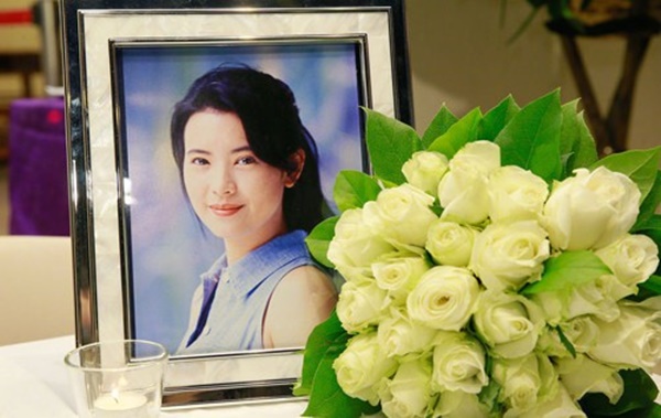 Thế lực ngầm đằng sau làng giải trí Hong Kong: Một là đóng phim, hai là chết và hàng loạt bi kịch đau lòng do xã hội đen gây ra-5