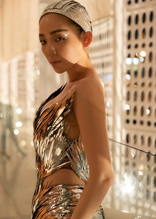 Bí mật hậu trường tiết lộ sao Việt muốn đẹp phải chịu đau-1