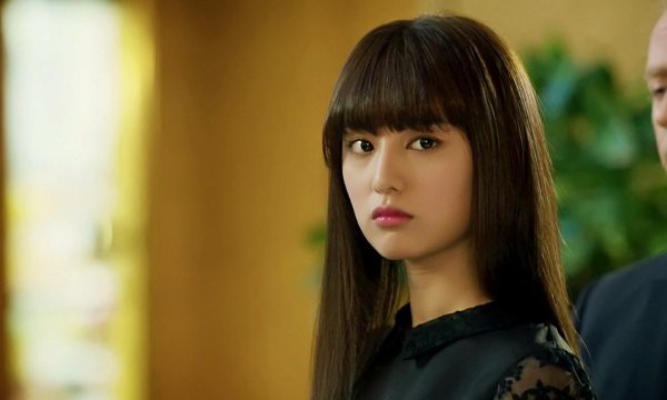 Chồng cả ngày chiều chuộng nhưng cứ đêm đến lại bắt xuống đất hành sự, vợ tra hỏi lý do mới thực sự nực cười-2