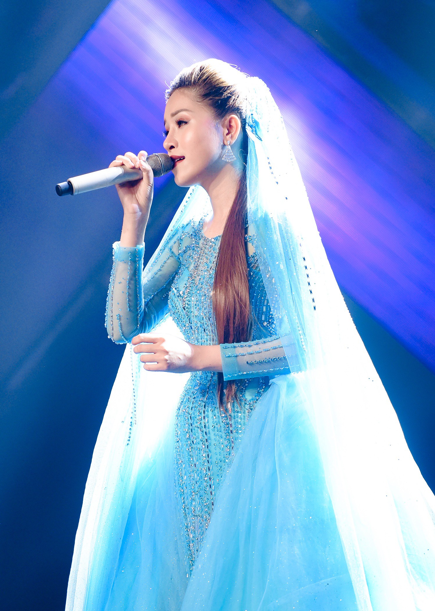 Tuấn Hưng tự tin khoe fan nữ khóc vì nhớ mình, Thanh Hà phản ứng khiến ai cũng bất ngờ-10