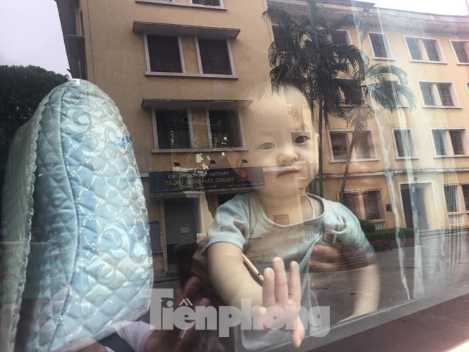 Giám thị ‘đặc biệt’ của mùa thi 2019 tại Hòa Bình-2