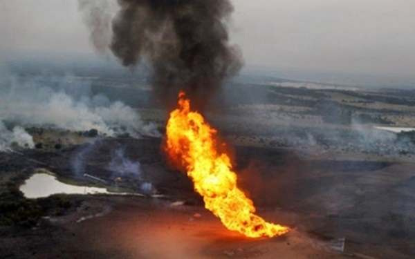 Nổ đường ống dẫn dầu tại Nigeria làm 12 người thiệt mạng-1
