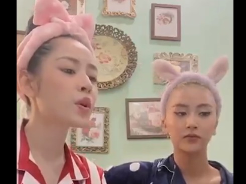 So sánh giọng trong phòng thu và khi hát live của ca sĩ nổi tiếng Vpop-1