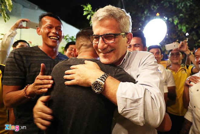 Ông Calisto bất ngờ trở lại Việt Nam-1