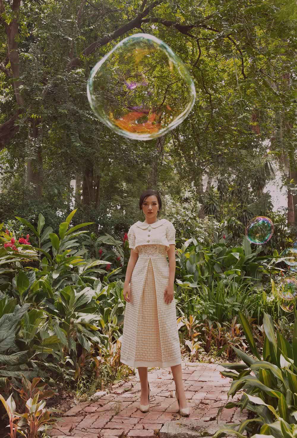 Băng Di đổ bệnh khi chụp ảnh ngoài trời gần 40 độ suốt 3 tiếng-7