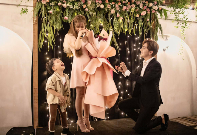 Từng ly hôn lại có con riêng, Thu Thủy được gia đình chồng sắp cưới đối xử như thế nào?-1