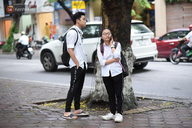 Gần 900.000 thí sinh làm thủ tục dự thi THPT quốc gia 2019: Dàn nữ sinh lớp 12 chiếm spotlight vì quá xinh xắn-5