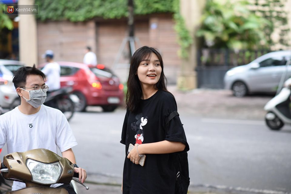 Gần 900.000 thí sinh làm thủ tục dự thi THPT quốc gia 2019: Dàn nữ sinh lớp 12 chiếm spotlight vì quá xinh xắn-9