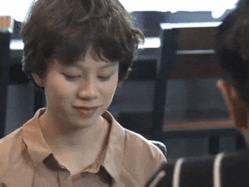 Khán giả vây kín xem Bảo Thanh, Quốc Trường quay phim lúc nửa đêm-1