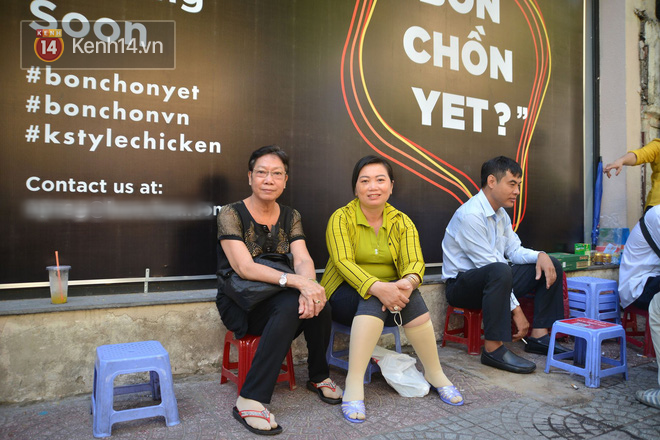 Học ở quê không đủ kiến thức nên thi rớt ĐH năm ngoái, mẹ đưa con lên thành phố ôn thi gói 15 triệu, quyết tâm đỗ trường Công an-1