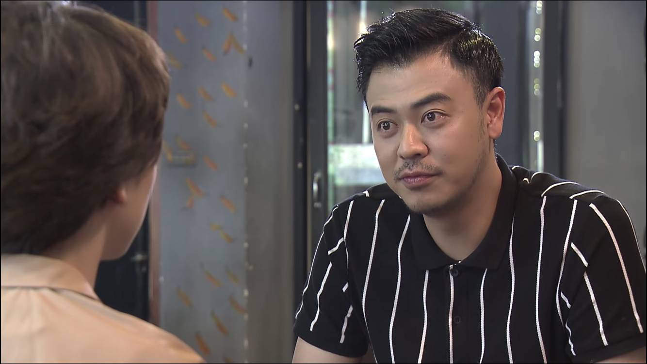 Về nhà đi con: Khán giả la ó vì Dương trang điểm già chát, bị gọi là con điên khi đi tỏ tình và cái kết đắng lòng-1