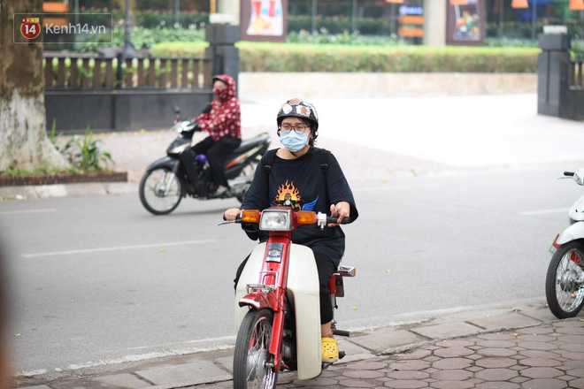 Thi THPT Quốc gia 2019 buổi thứ 2: Thí sinh căng thẳng bước vào môn thi Toán, lo sợ bị điểm liệt-27