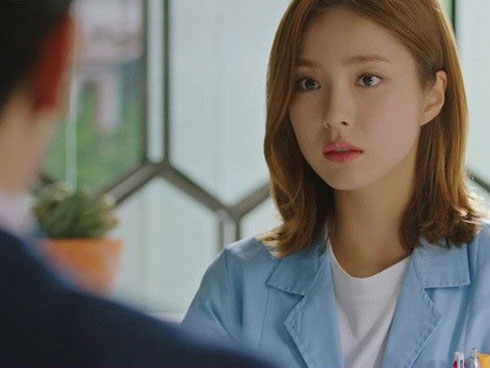 Nhân tình của vợ biếu tôi nửa tỷ và lời đề nghị khiến tôi bật khóc-3