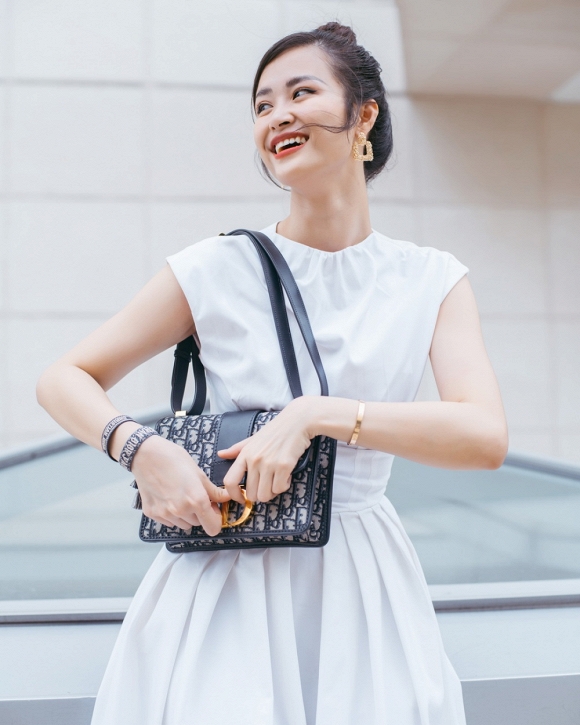 Đông Nhi được khen ngày càng xinh đẹp và lão hoá ngược-13