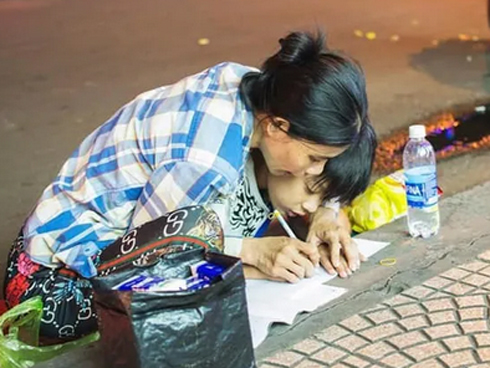 Xem ảnh 15 năm trước của hội nam sinh ký túc xá, ai cũng choáng khi nhận ra đồ richkid thứ thiệt-4