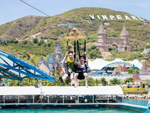 Khai trương đường trượt Zipline sở hữu 3 kỷ lục Việt Nam tại Vinpearl Nha Trang
