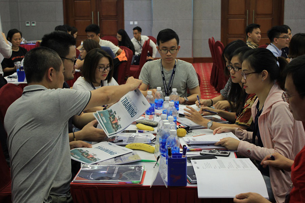 Tuyển cán bộ điều hành cấp cao chặng đua F1 Việt Nam 2020-3