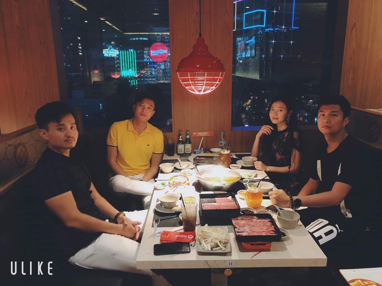 Không chỉ thả thính trên mạng, Quốc Trường - Midu đã lộ ảnh hẹn hò, tình cảm tiến triển thêm một bước?-2