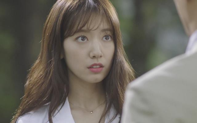 Sợi dây chuyền chồng tặng và cuộc nói chuyện với kẻ thứ 3 khiến vợ cay đắng ký đơn ly hôn-1