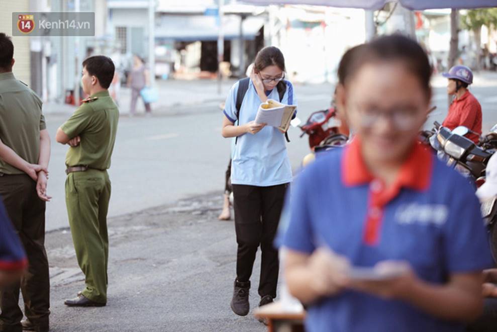 Ngày cuối thi THPT Quốc gia 2019: Sử Địa được kỳ vọng dễ thở nhưng môn thí sinh sợ nhất là Giáo dục Công dân-10