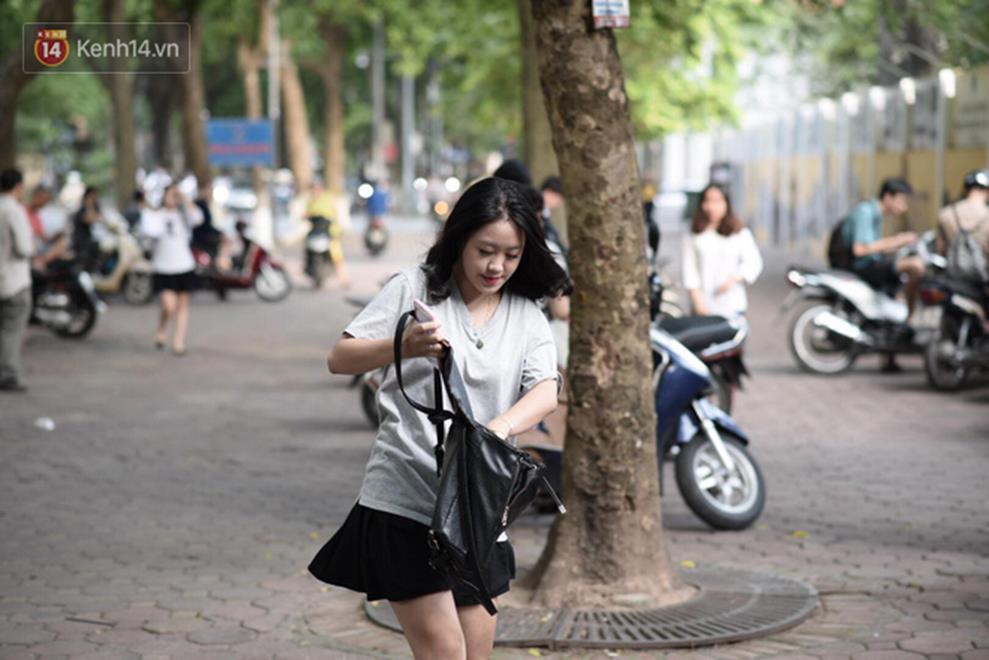 Ngày cuối thi THPT Quốc gia 2019: Sử Địa được kỳ vọng dễ thở nhưng môn thí sinh sợ nhất là Giáo dục Công dân-12