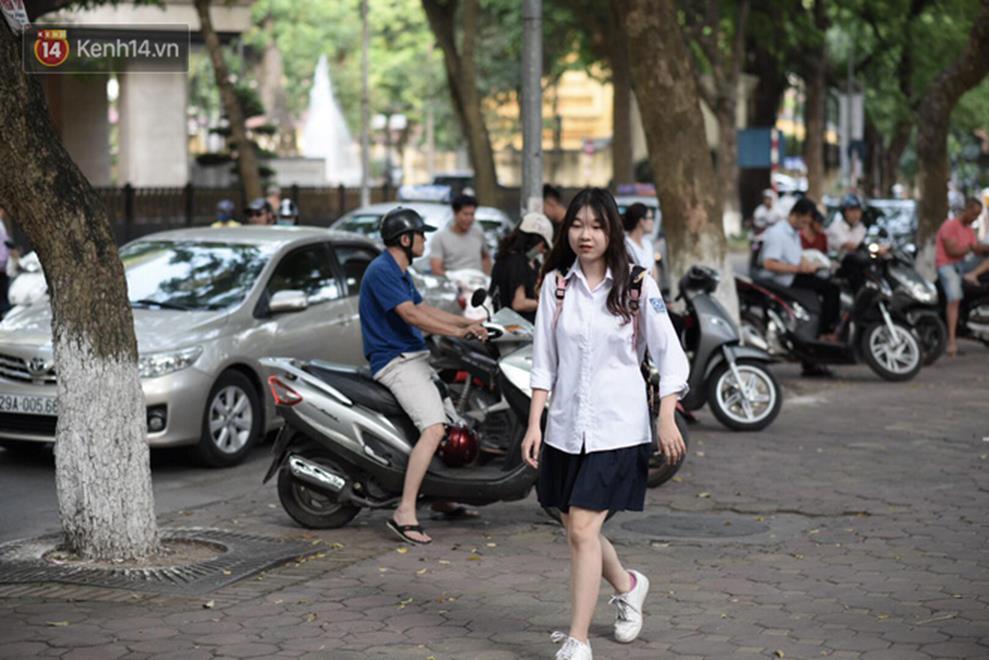 Ngày cuối thi THPT Quốc gia 2019: Sử Địa được kỳ vọng dễ thở nhưng môn thí sinh sợ nhất là Giáo dục Công dân-13