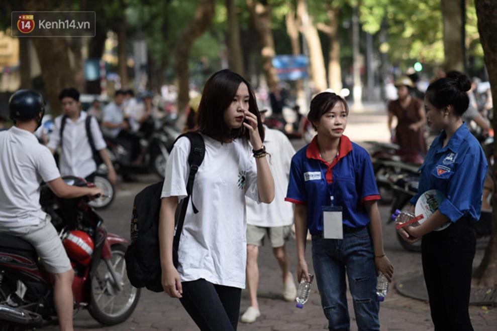 Ngày cuối thi THPT Quốc gia 2019: Sử Địa được kỳ vọng dễ thở nhưng môn thí sinh sợ nhất là Giáo dục Công dân-14