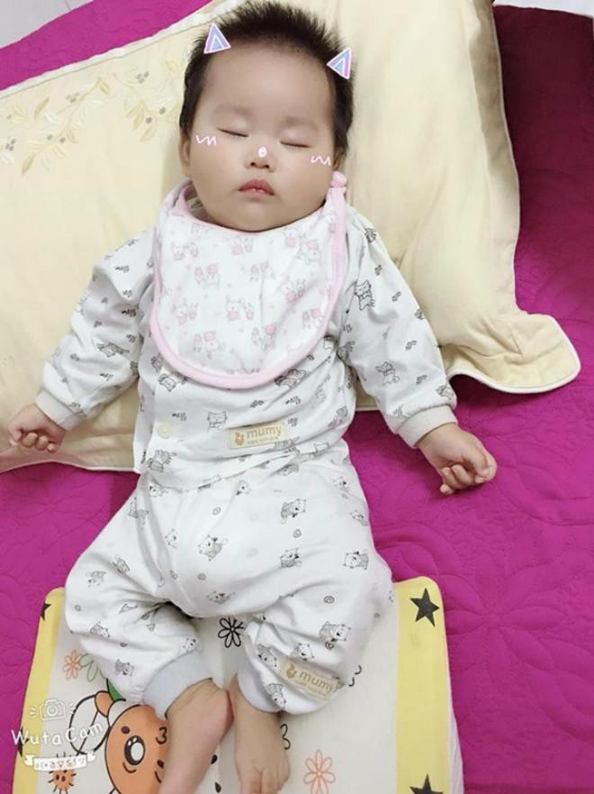 Gặp lại người mẹ trẻ ốm trơ xương, vừa đẻ đã phải xa con: Em ngừng thở rồi nhưng tiếng gọi Mẹ ơi níu em lại-4