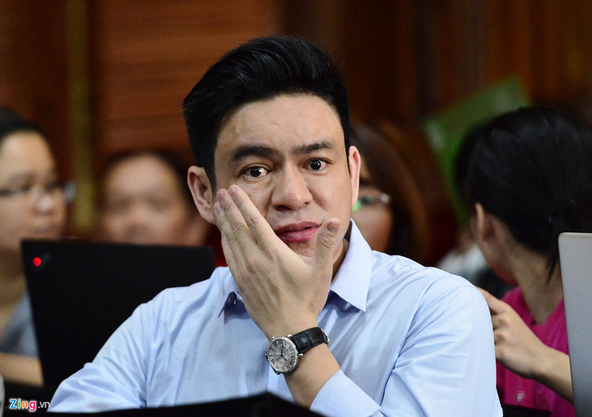 Những biểu cảm trong ngày xử vụ chém bác sĩ Chiêm Quốc Thái-8