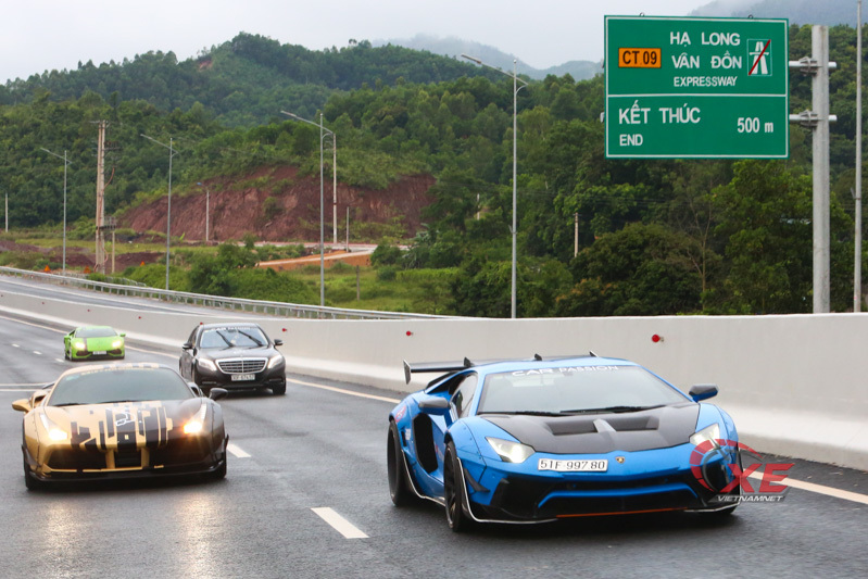 Doanh nhân Vũng Tàu nâng niu siêu bò Lamborghini Aventador hết mực-8