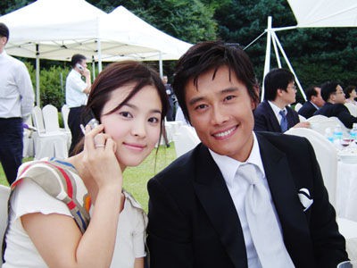 Vì sao Song Hye Kyo bị đổ lỗi khi hôn nhân tan vỡ: Bị chỉ trích vì tính cách, mắc bệnh ngôi sao và tình sử rắc rối?-9