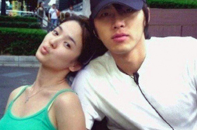 Song Hye Kyo: Dành cả tuổi thanh xuân đi tìm tình yêu tự do với các tài tử quyền lực, nhưng đổi lại vẫn chỉ là số 0!-3