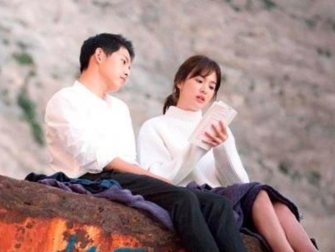 Cặp đôi tổ chức lễ ly hôn chuyên nghiệp hơn lễ cưới và cái kết bất ngờ-1