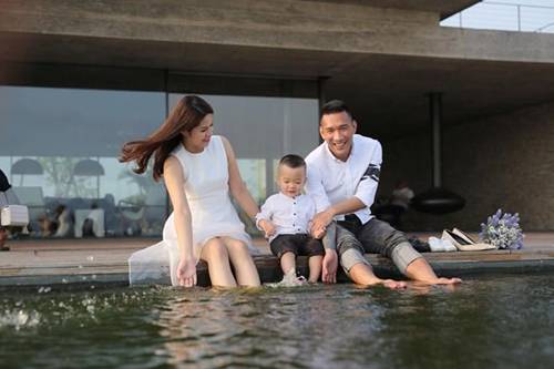 Gái Quảng Ninh lấy chồng cầu thủ, nấu bữa nào cũng hoành tráng khiến chồng đi xa chỉ muốn về-1