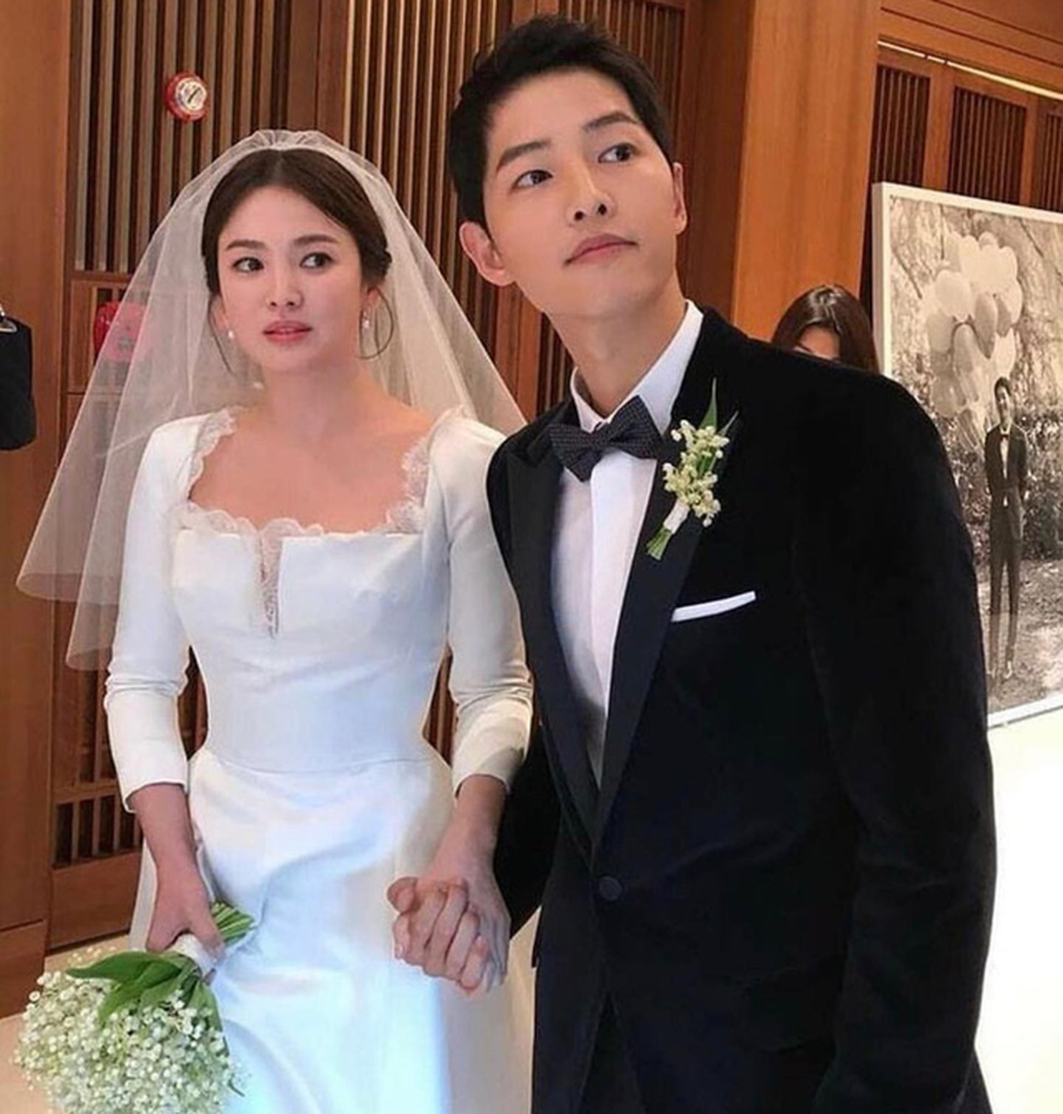 Song Hye Kyo - Song Joong Ki ly thân sau 11 tháng kết hôn, nam chính bỏ nhà đi sống cùng bạn thân-2
