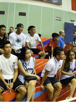 Quang Hải tình cảm với người yêu, Văn Hậu trổ tài chơi bóng rổ đầy ngẫu hứng-1