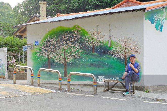 Nhà bố mẹ Song Song vẫn văng vẳng giọng nói Song Hye Kyo, chiếc xe trẻ con yên bình giữa bão ly dị-9