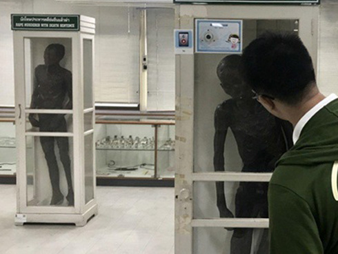 Ba người bị cắt cổ, nghi để lấy máu tế thần trong ngôi đền ở Ấn Độ-3