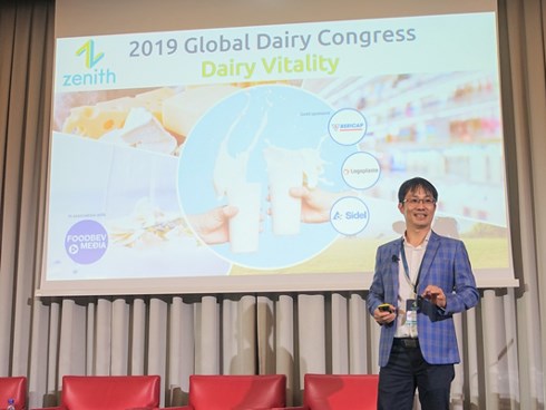 Vinamilk thuyết trình về xu hướng Ogranic tại hội nghị sữa toàn cầu