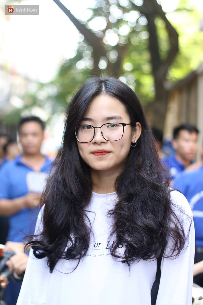 Điểm mặt loạt nhan sắc cực phẩm” mùa thi THPT Quốc gia 2019: Đi thi thôi mà, có cần đẹp trai xinh gái đến thế không!-8