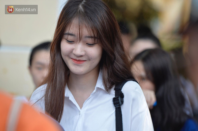 Điểm mặt loạt nhan sắc cực phẩm” mùa thi THPT Quốc gia 2019: Đi thi thôi mà, có cần đẹp trai xinh gái đến thế không!-20