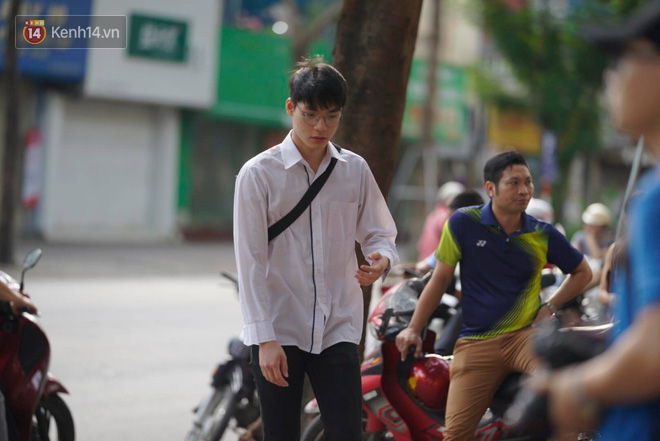 Điểm mặt loạt nhan sắc cực phẩm” mùa thi THPT Quốc gia 2019: Đi thi thôi mà, có cần đẹp trai xinh gái đến thế không!-22
