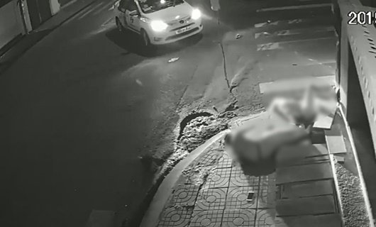 Vụ tài xế bỏ mặc cô gái nằm bất động: Mẹ nạn nhân giận run người sau khi xem clip-2