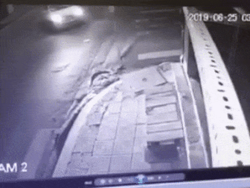 Yêu mù quáng bé gái 12 tuổi, nam sinh Phú Thọ ngồi tù 8 năm-2
