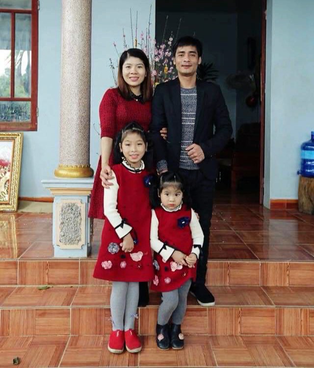 Nỗi đau người mẹ có hai con đang khỏe mạnh bỗng chốc đổ bệnh nguy hiểm: Phải bán nhà tôi cũng bán để cứu con”-1